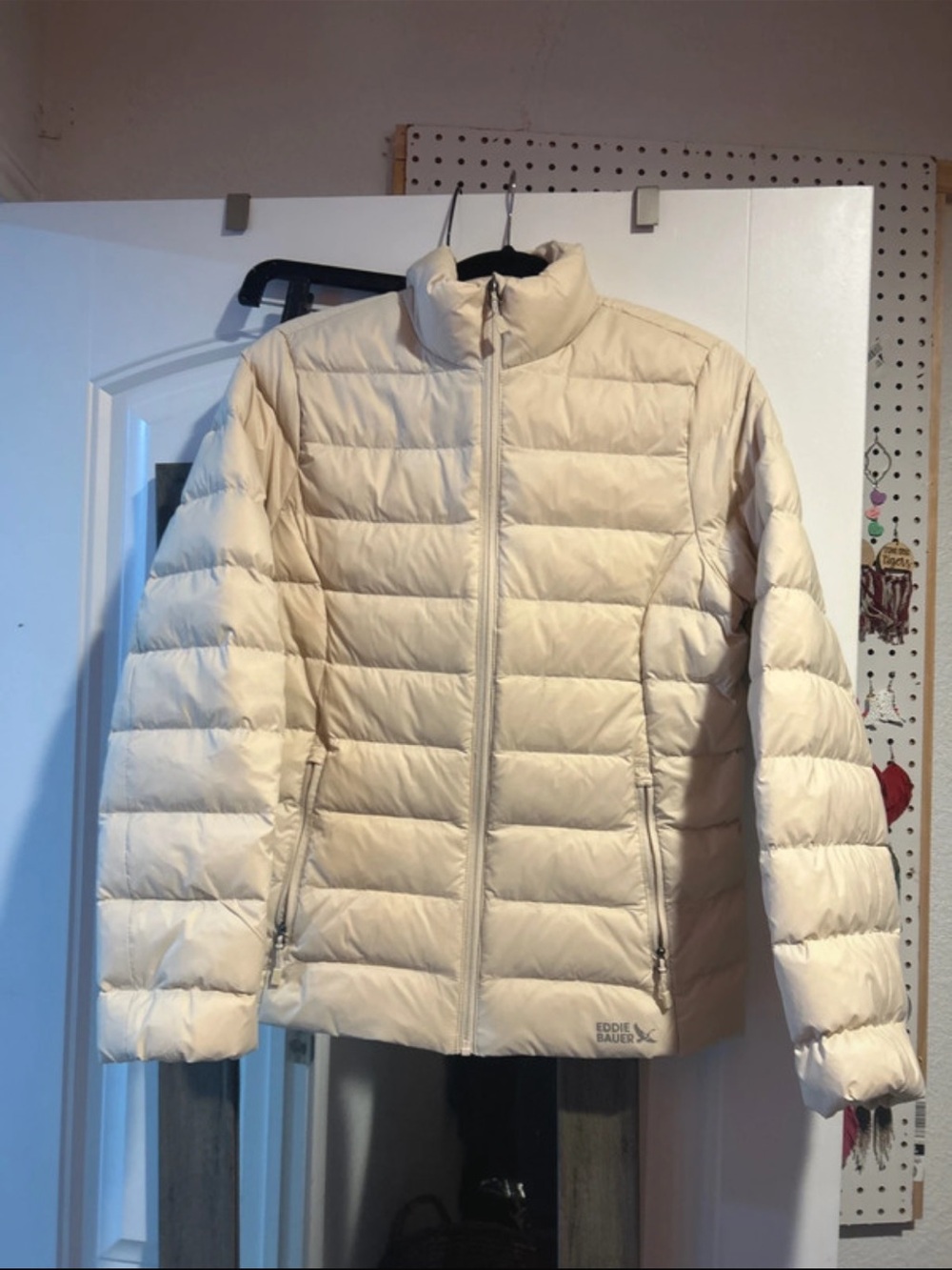 Eddie Bauer Women's Cream Packable Puffer Jacket size S